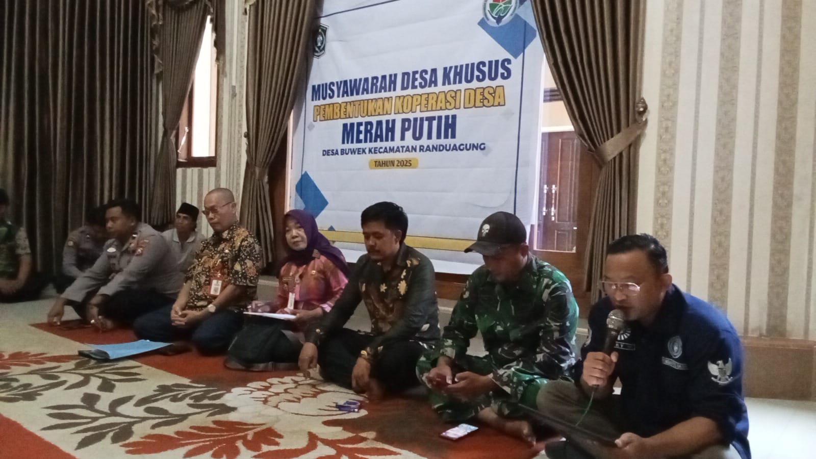 Pembentukan Koperasi di desa Buwek