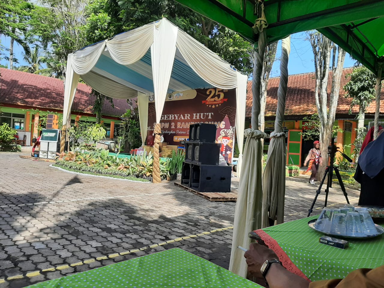 Memperingati HUT SMP 2 Randuagung
