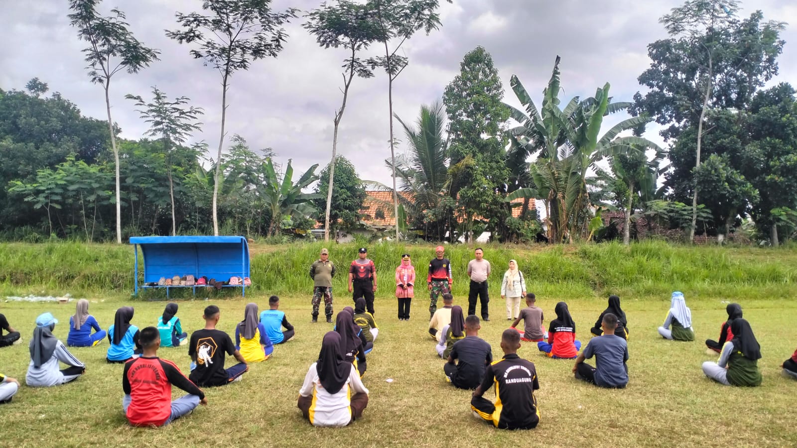 Memantau Latihan PASKIBRAKA 