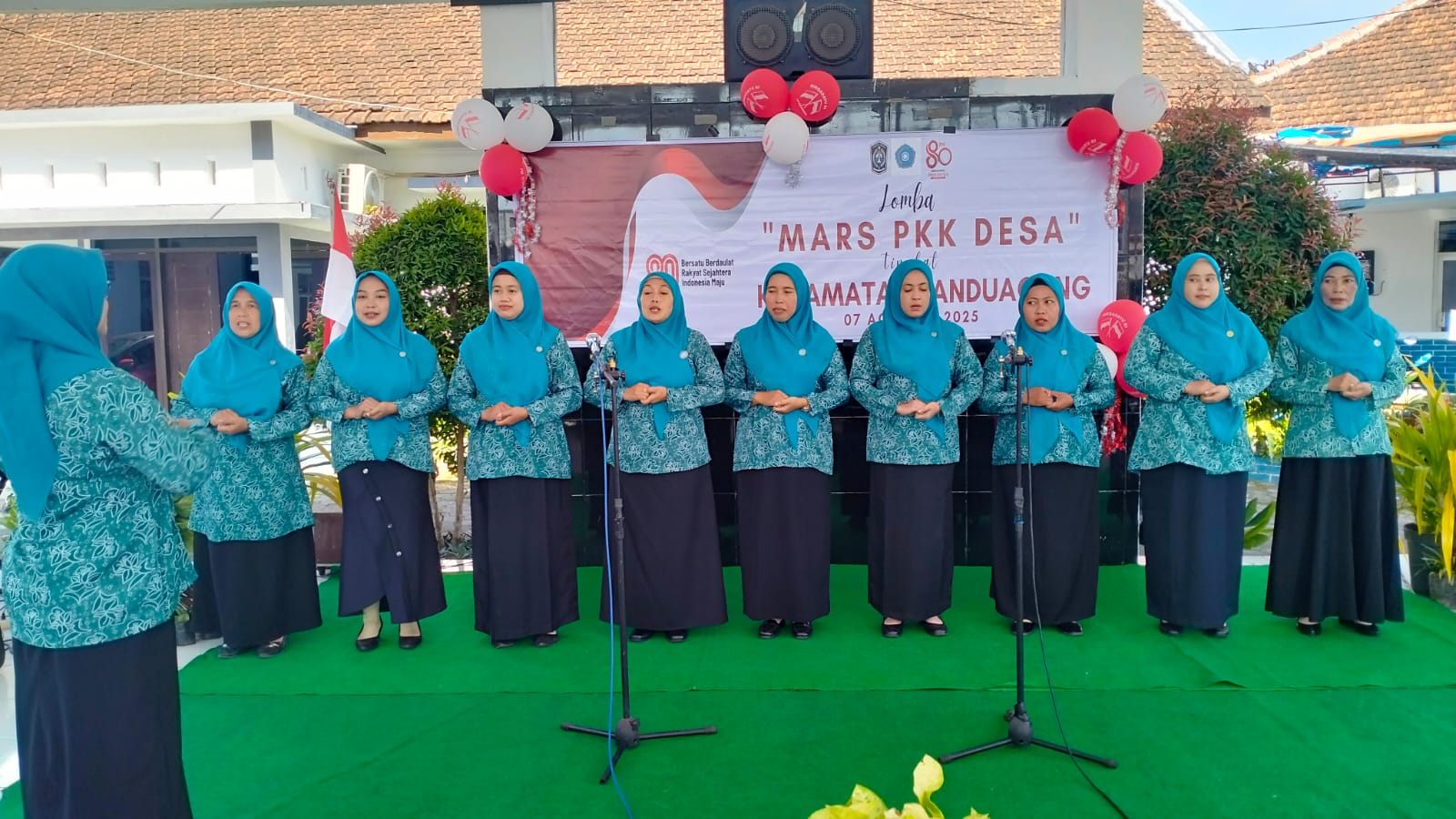 Lomba Mars PKK Desa Se Kec. Randuagung