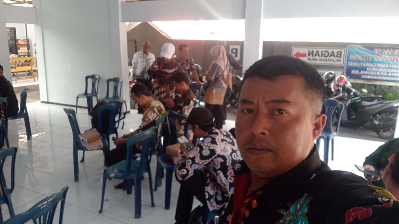 kegiatan Rapat