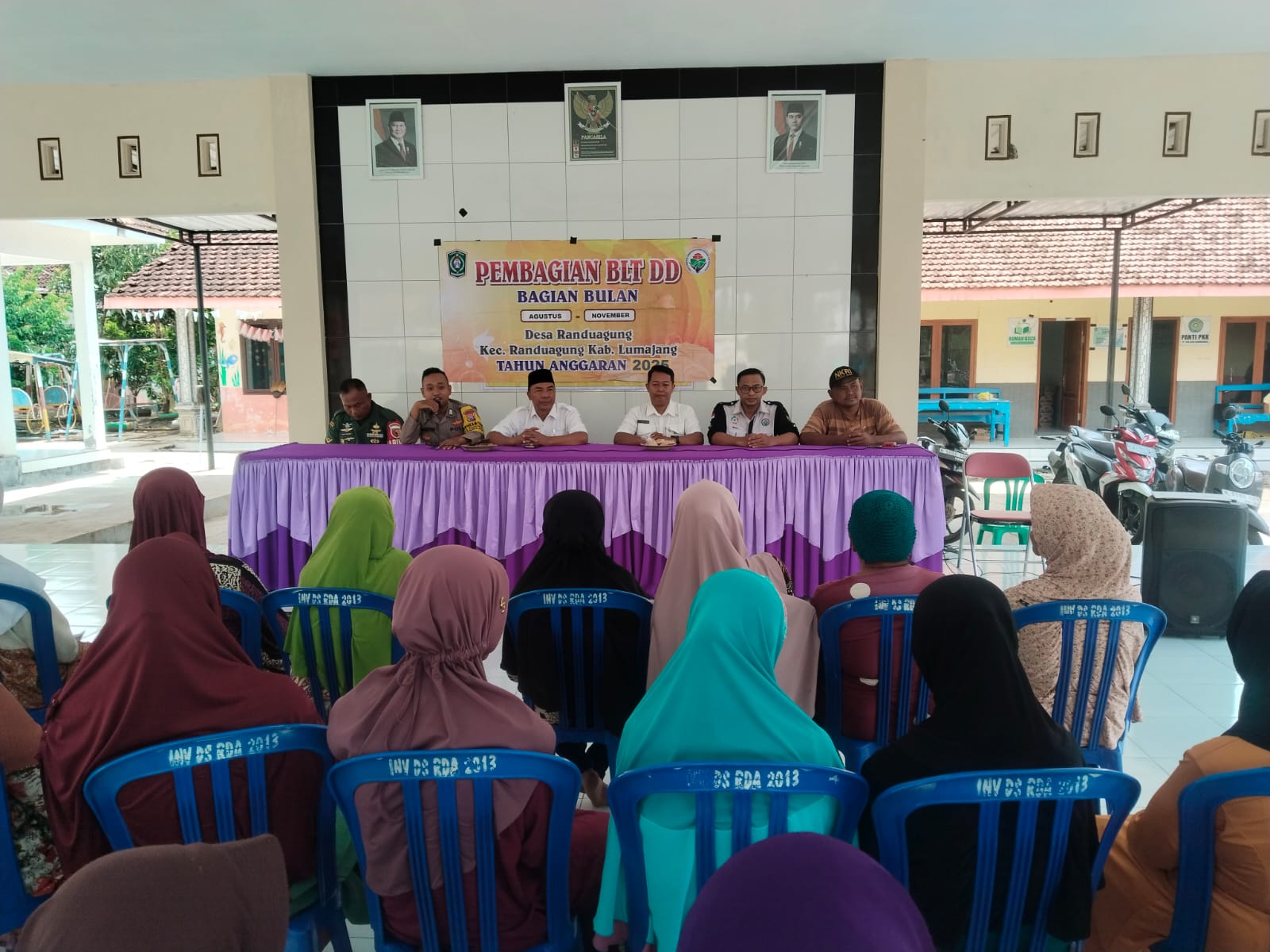 Kegiatan Penyerahan bantuan