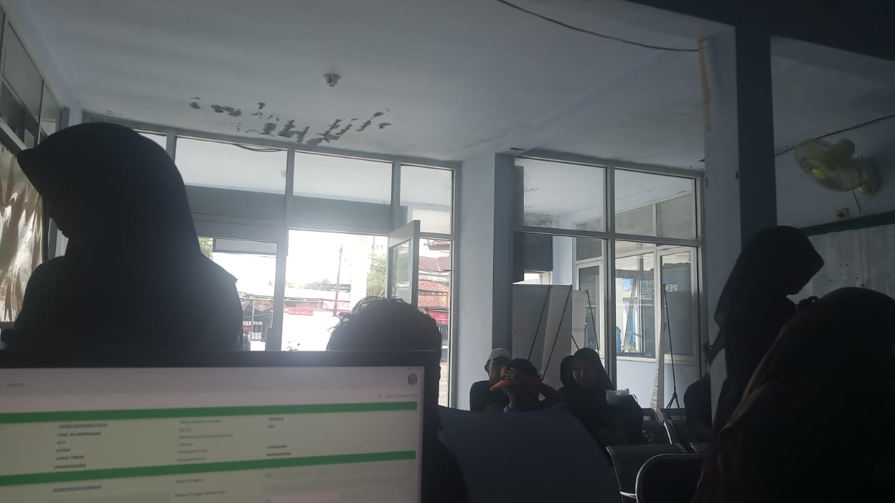 Kegiatan Pelayanan KK, KTP dan Akta Kelahiran