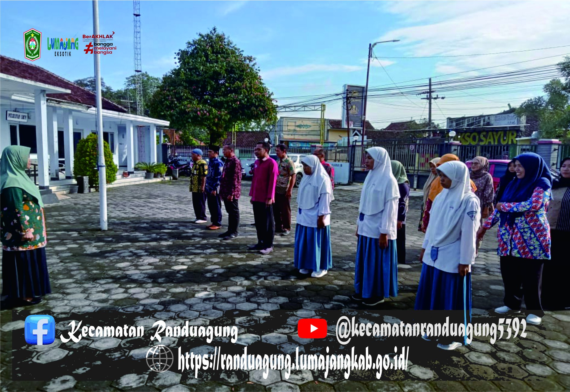 Apel Bersama yang bertempat di Halaman Kantor Kecamatan Randuagung