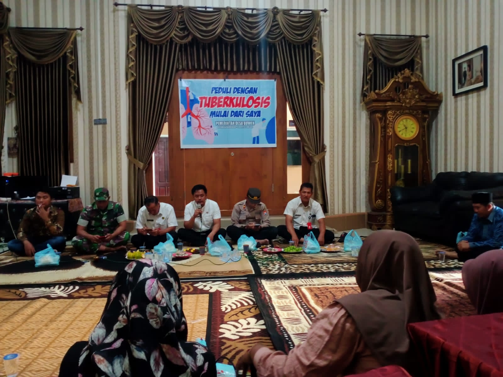Kegiatan Mursenbangdes kegiatan, Sosialisasi Tuberkulosis dan Penyuluhan Anti Narkoba di Desa Buwek
